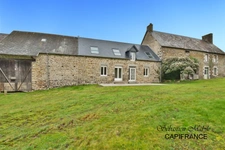 Maison rénovée + ancienne maison + (granges, écurie, étable)  LES PAS-PONTORSON (50) en Baie du Mont Saint Michel