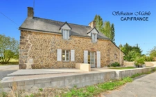 Maison en pierres indépendante à vendre 3 pièces LA FONTENELLE (35)  VAL COUESNON