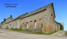Maison rénovée + ancienne maison + (granges, écurie, étable)  LES PAS-PONTORSON (50) en Baie du Mont Saint Michel