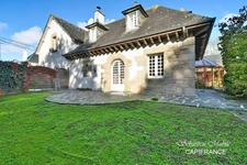Propriété en pierre avec piscine à vendre (35) LANHELIN - MESNIL-ROC'H