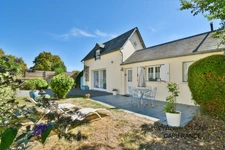 Propriété à vendre avec 5 gîtes + un appartement 14 pièces (50) à Pontorson en Normandie en Baie du Mont Saint Michel