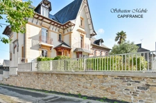 Bourgeois house for sale with 10 rooms in Pontorson (50) - Mont Saint Michel Bay