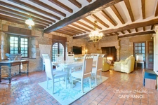 Propriété en pierre avec piscine à vendre (35) LANHELIN - MESNIL-ROC'H