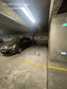 🚗 Paris 13e – Parking sécurisé 84/86 Boulevard Massena– Accès rapide périphérique & métro