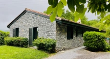 Maison d'architecte - 6 pièces - SARE (64)