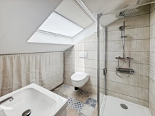 Maison mitoyenne clé en main à vendre de 5 chambres à DIVONNE LES BAINS 