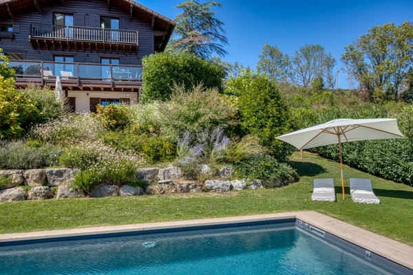 Propriété d’exception T7 avec vue panoramique sur le Mont-Blanc et le bassin lémanique