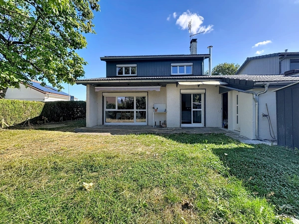 Maison coup de coeur mitoyenne à vendre T5 - VERSONNEX (01)