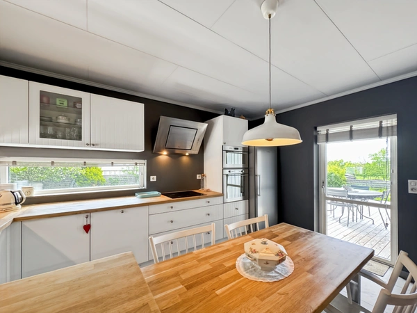Maison contemporaine BBC en ossature bois – Quartier prisé de Tuteny, à deux pas du lac