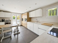 Exceptional contemporary house of 180m2 with 5 bedrooms and landscaped garden - Divonne-les-Bains