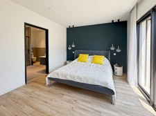 Maison d'architecte + T1bis d'exception à vendre au centre de DIVONNE LES BAINS 