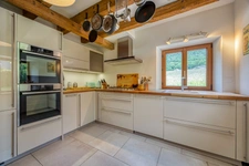Elegant family home with swimming pool and breathtaking views of the Jura mountains - 5 rooms ECHENEVEX (01)