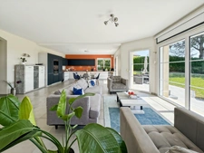 Maison contemporaine + Studio attenant avec magnifique vue sur le Mont Blanc
