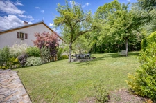 Elegant family home with swimming pool and breathtaking views of the Jura mountains - 5 rooms ECHENEVEX (01)