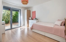 DIVONNE-LES-BAINS — Maison contemporaine T5 avec jardin paysager