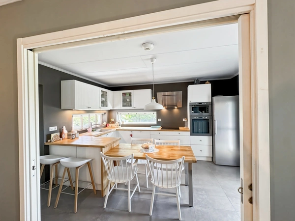Maison contemporaine BBC en ossature bois – Quartier prisé de Tuteny, à deux pas du lac
