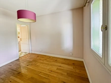 Elegant 192 m² family property with 6 bedrooms in the heart of Tutégny