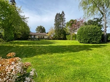 House for sale 5 rooms PREVESSIN MOENS (01) on a large plot of over 2800m2