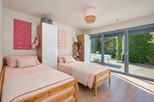 DIVONNE-LES-BAINS — Maison contemporaine T5 avec jardin paysager