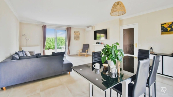 Maison à vendre 6 pièces JONAGE (69), avec piscine