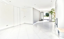 Maison de plain-pied, rénovée, 3 chambres et un bureau, JONAGE (69)