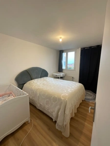 Appartement à vendre 4 pièces  ()