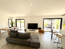 Contemporary 6-room house for sale in LA CIOTAT (13)