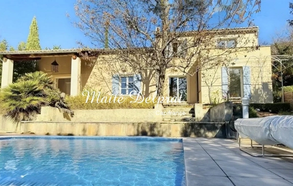 Propriete à vendre 7 pièces PROPIAC (26)