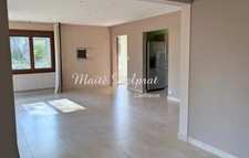 BÉDARRIDES – House for sale, 135 m², swimming pool, 2,500 m² of land – 2 dwellings