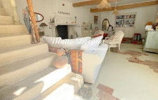 Maison de caractère à vendre à Caromb (84) – Centre-ville – 9 pièces – 260 m² – Jardin paysagé et charme authentique