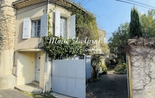 Maison de caractère à vendre à Caromb (84) – Centre-ville – 9 pièces – 260 m² – Jardin paysagé et charme authentique