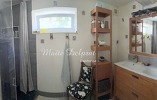 Detached house on 2 levels, with cathedral ceiling living room, 3 bedrooms, 1 office and swimming pool, fully renovated