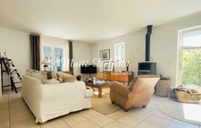 For sale - stone house with swimming pool in MURS (84) - 178 m² of Provençal charm