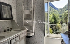 Buis-les-Baronnies – Maison de village de 139 m² avec jardin, 4 chambres, 2 garages, dépendance et vue sur le Pic Saint-Julien 