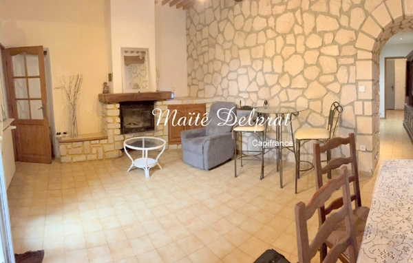 Maison de village à vendre – Malaucène, avec garage et extérieurs.(84)