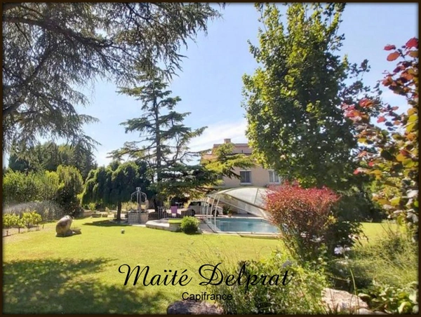 Maison à vendre 6 pièces -140m²- Hameau de Serres - CARPENTRAS (84)