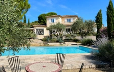 VILLA D’ARCHITECTE 230 M² AVEC PISCINE CHAUFFÉE ET VUE PANORAMIQUE – VAISON-LA-ROMAINE (84)
