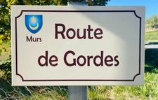 For sale - stone house with swimming pool in MURS (84) - 178 m² of Provençal charm