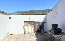Au pied du Ventoux – Maison de charme à vendre avec terrasse panoramique et studio indépendant - MALAUCENE (84)