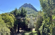 Buis-les-Baronnies – Maison de village de 139 m² avec jardin, 4 chambres, 2 garages, dépendance et vue sur le Pic Saint-Julien 