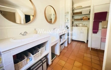 For sale - stone house with swimming pool in MURS (84) - 178 m² of Provençal charm