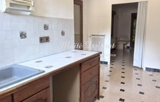 BÉDARRIDES – House for sale, 135 m², swimming pool, 2,500 m² of land – 2 dwellings