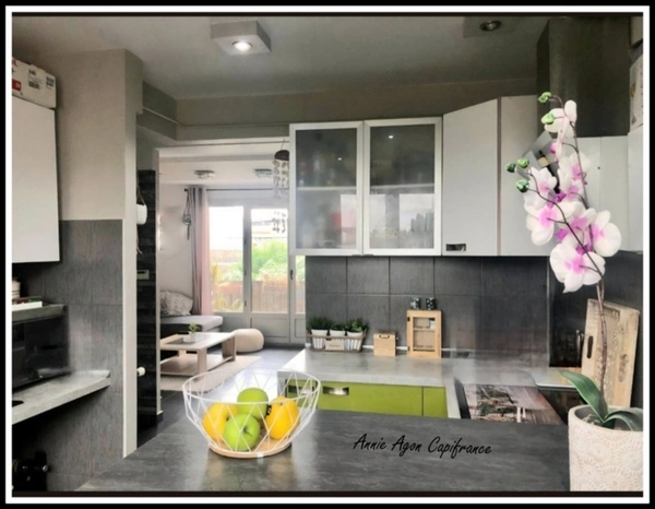 Appartement à vendre  pièces  (65)