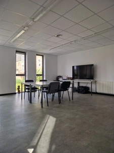 Local/bureau à louer GUINGAMP (22)