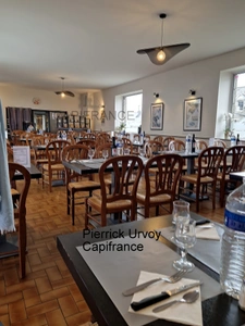 Dpt Côtes d'Armor (22), à vendre proche de GUINGAMP Bar restaurant 