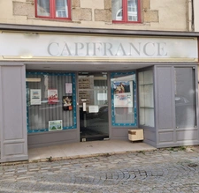 Local/bureau à vendre PONTRIEUX (22)