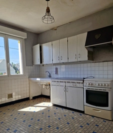 Maison à vendre PLOUMAGOAR (22)