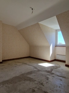 Maison à vendre 7 pièces POMMERIT LE VICOMTE (22)