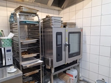 FINISTERE SUD BORD DE MER (29) MURS ET FONDS EPICERIE TRAITEUR 74 M2 