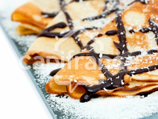 PLONEOUR LANVERN (29) FDC CREPERIE PURE 150M2